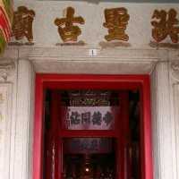 坐落鴨脷洲數拾年之洪聖古廟