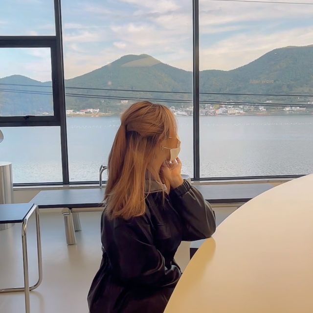거대란 통유리창 하나 정체가 통영 바다 뷰! 통영여행 첫 코스로 좋은 알터웨이브🌊