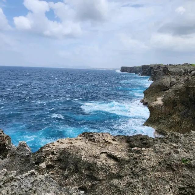 殘波岬燈塔 震撼海浪