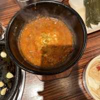 分厚すぎっ！炭火で焼く美味なお肉！