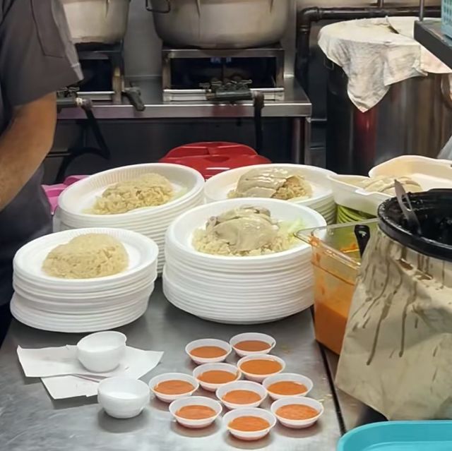 天天海南雞 | 新加坡🇸🇬最具特色的海南雞🍗 😋