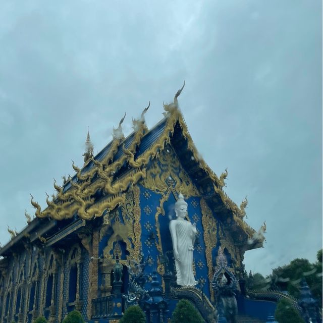 วัดร่องเสือเต้น (Blue temple) จังหวัดเชียงราย