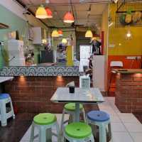 Christina Ee Pineapple Tarts & Chendol