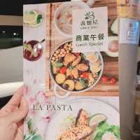 做你喜歡的麵❗️12月的聖誕佳節來吃好吃的義大利麵🍝