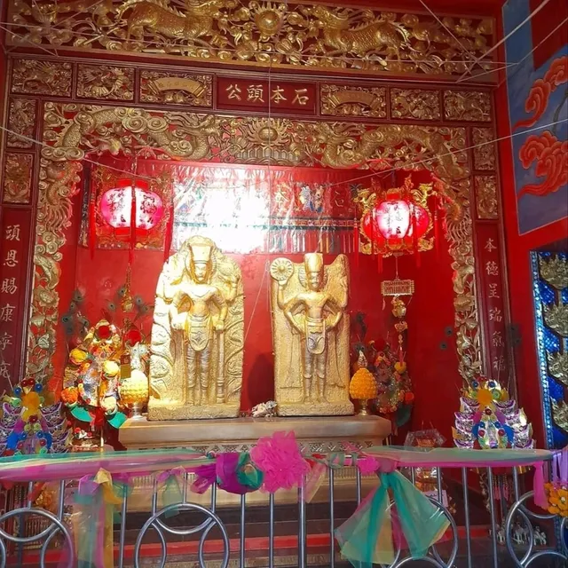 สักการะ ศาลเจ้าพ่อหลักเมือง สุพรรณบุรี