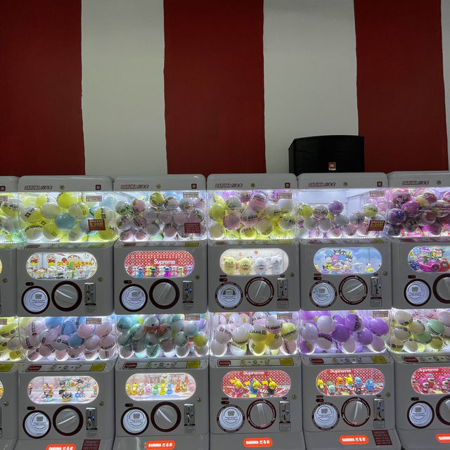 Catch your favourite toy at Gatchapon Corner Catch your favourite toy at Gatchapon Corner