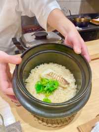 お料理を満喫しながらお酒が楽しめるお店