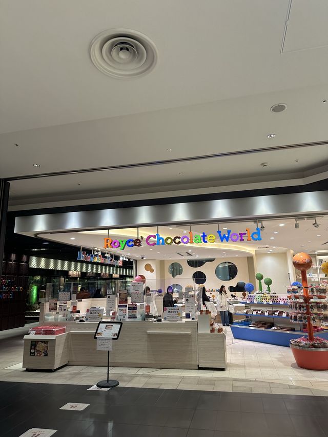 新千歳空港！ロイズ！工場見学もできるチョコのワンダーランド