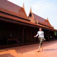 ที่พักใกล้สนามบินสุวรรณภูมิ ใส่ชุดไทยทำคอนเท้นต์ได้