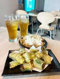 【福岡グルメ】自分好みの焼き方や具材で作れる！楽しめるたこ焼き居酒屋