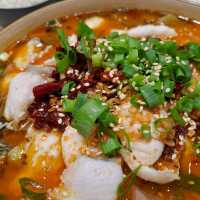 美味酸菜魚川菜小炒