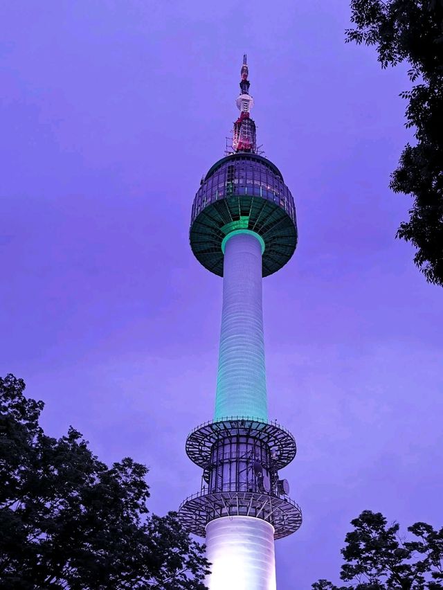 ขึ้นกระเซ้าชมวิว โซลทาวเวอร์ @korea