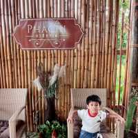 Phachi cafe