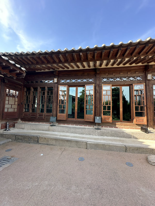 한옥마을의 풍경을 느낄 수 있는 백인제가옥💕