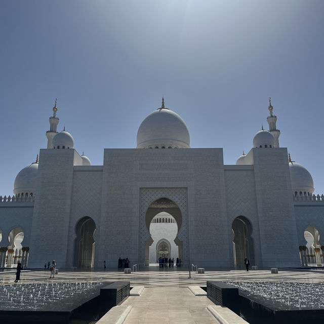 【UAE/アブダビ】現代モスクの最高峰✨
