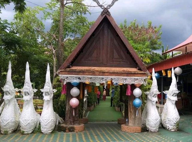 วัดเจ็ดลิน สะพานไม้ไผ่ข้ามบึงบัว - เชียงใหม่
