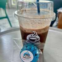 คาเฟ่ของผู้รักการอ่าน Book Addicts cafe and more