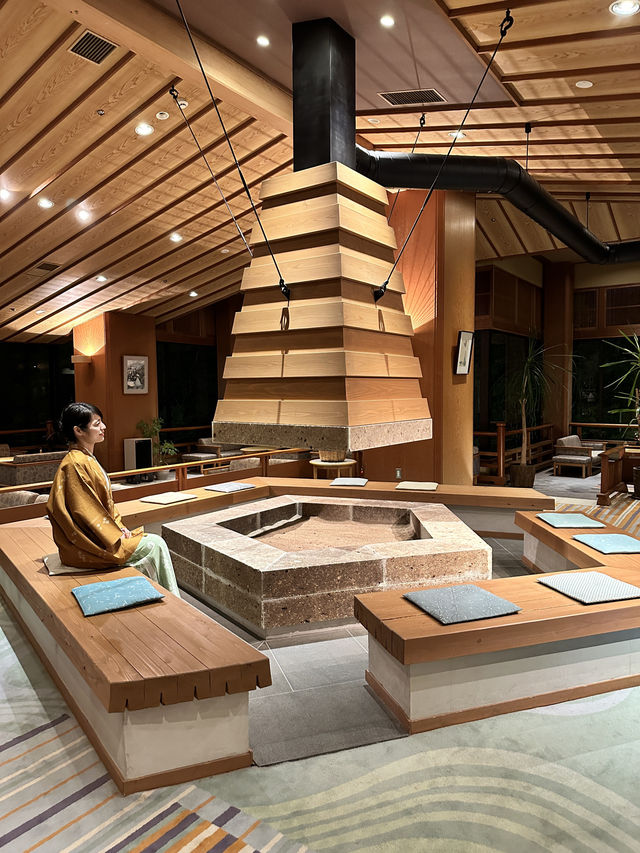 〜福島県〜和風アート空間！鬼滅の無限城？話題の旅館