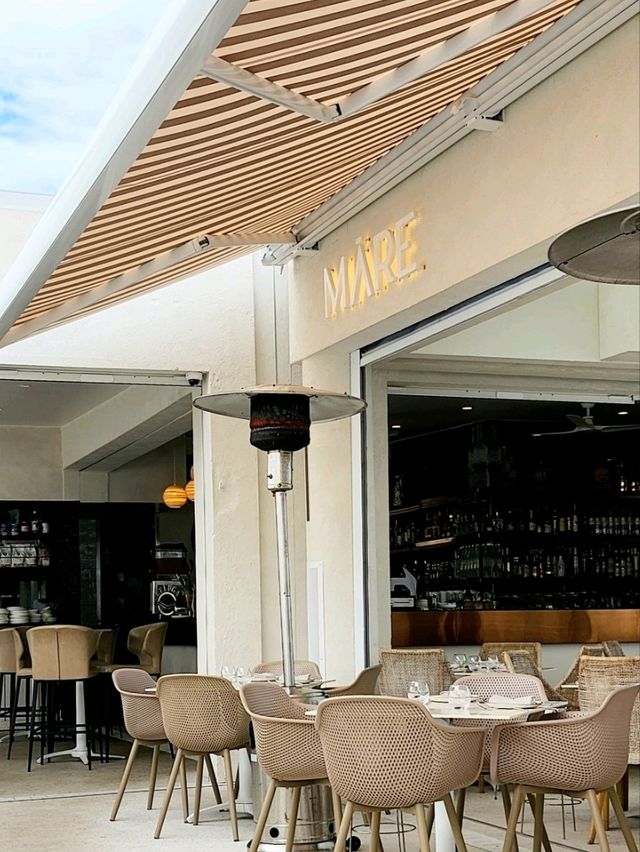 🇦🇺  Seaside dining experience in Gold Coast, Australia