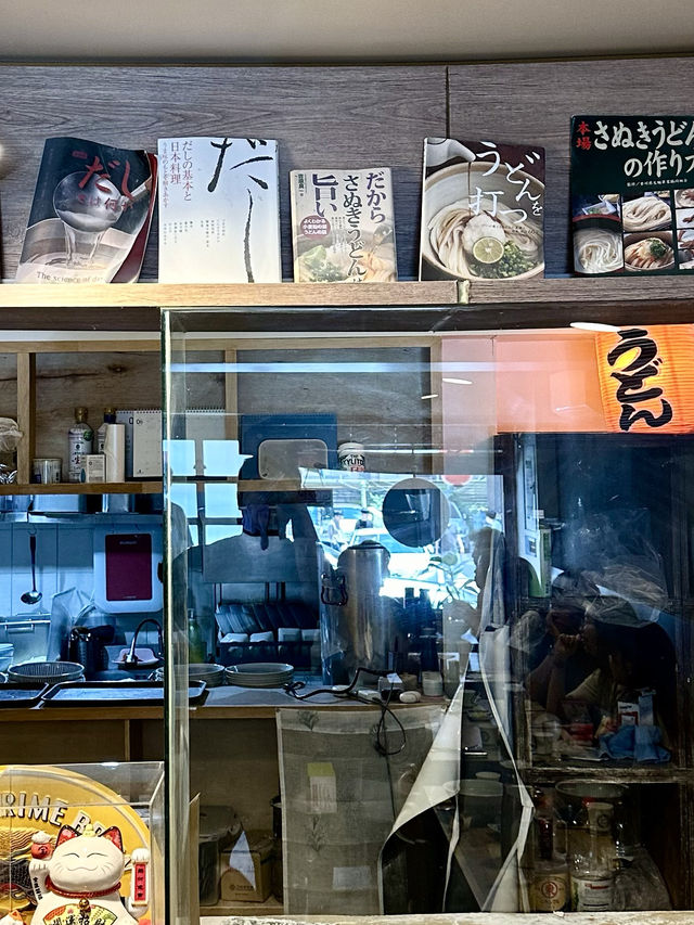 탱글탱글한 사누끼 우동 면발과 웰메이드 튀김이 맛있는 🍤 신논현 우동맛집 투어추천🌟