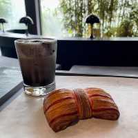 【首爾Rain report】Tea Time! 牛角包+黑芝麻latte 