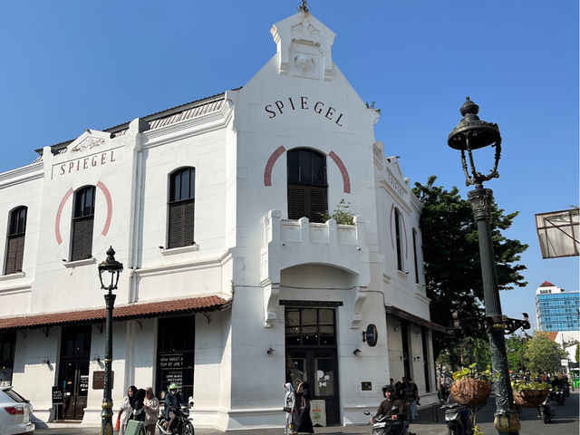 Spiegel All Day Bar & Dining