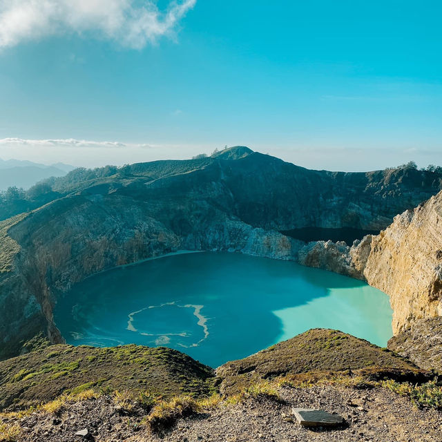 Unveiling Flores' Secrets: A Breathtaking Adventure