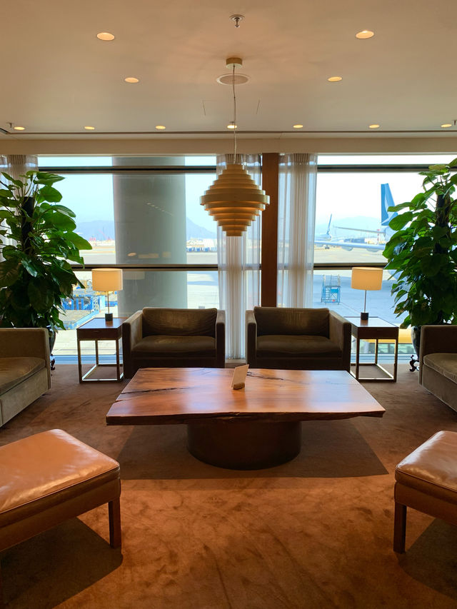 香港　香港観光　香港空港THE PIER  First Class Loungeは最高だぞ！