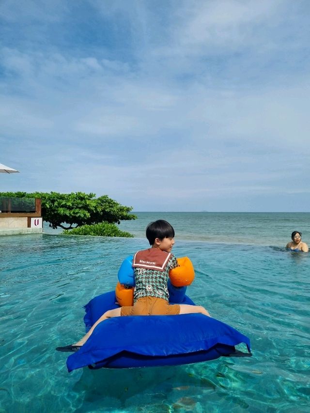 u파타야의 인피니티 오션뷰 풀