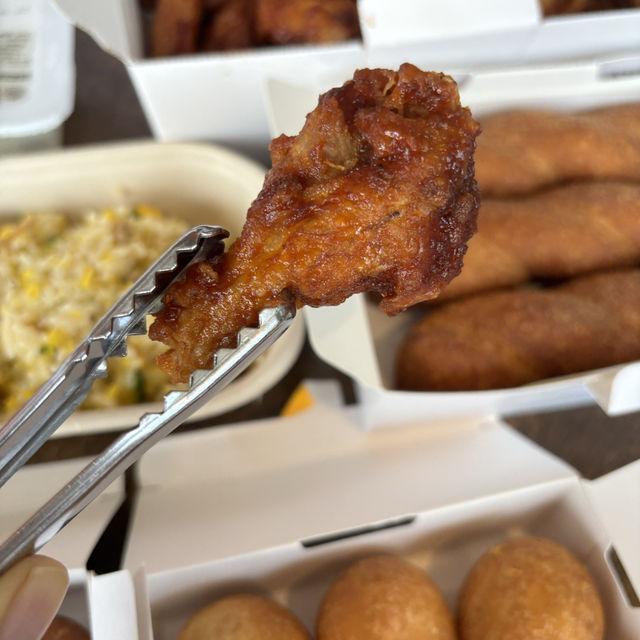 전주 넓은 홀에서 교촌치킨을 드시고 싶다면,교촌치킨 안행점