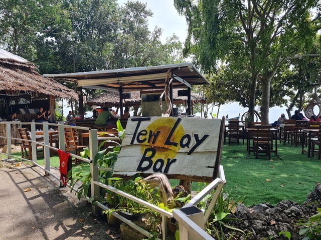  📍 Tew Lay Bar