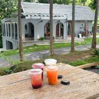  RAYY CAFE (เรย์ คาเฟ่)
