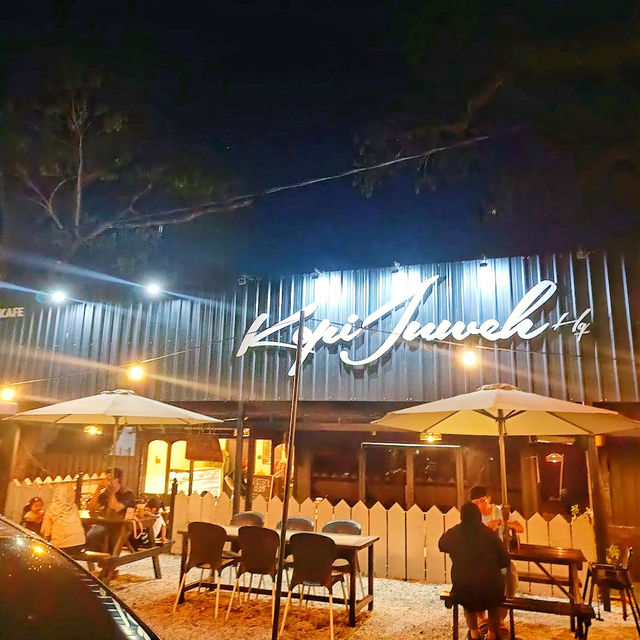 🇲🇾 Kopi Juweh: Where Coffee Dreams Come Alive!