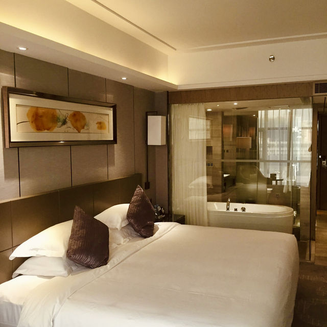 Comfort and Convenience: My Stay at Zhuhai Xinhaili Hotel