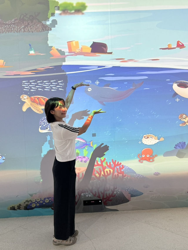 โลกใต้ทะเล Bangsaen aquarium 🐠