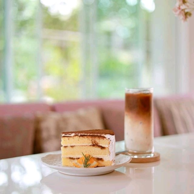 Le Mont Coffee
