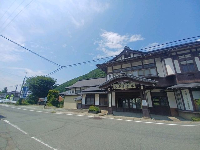 【やまがたレトロ館（旧山寺ホテル):山形県山形市】
