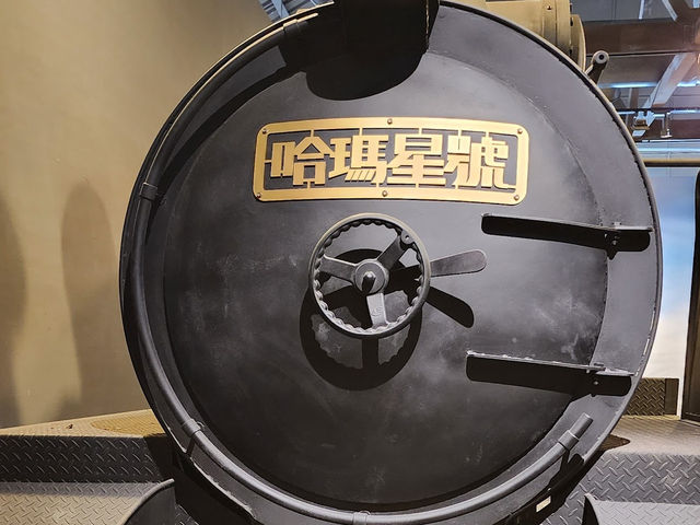 在高雄拍照打卡的藝術 哈瑪星鐵道文化園區的創意與歷史