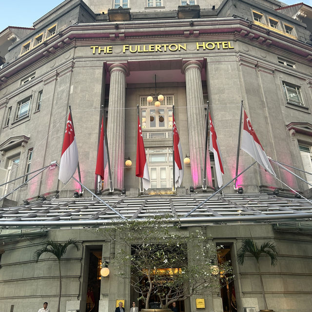 The Fullerton Hotels and Resorts💜