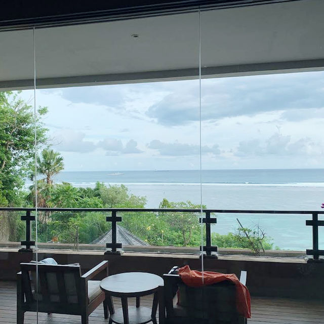 Relax at Ulu Segara Luxury Suites