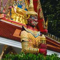 วัดภูเขาล้อม