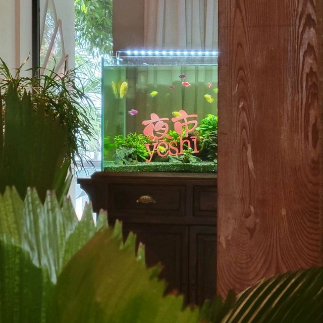 胡志明市二郡 - 隱藏在甜點店樓上的台菜