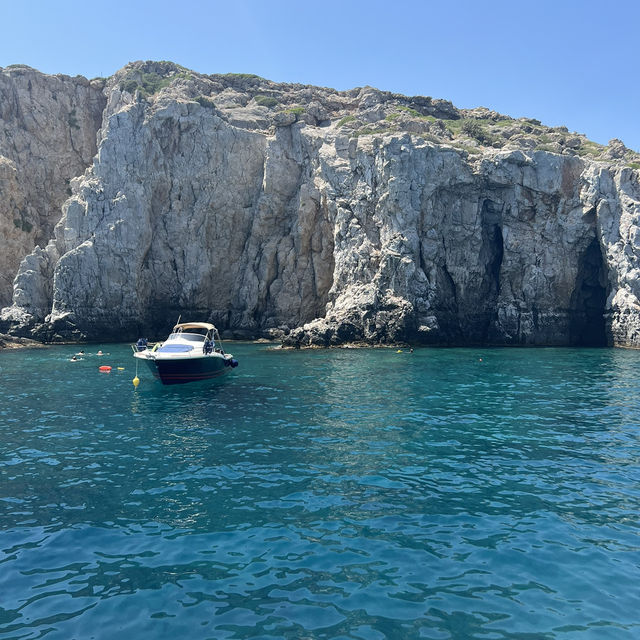 Rhodes Revealed: A Journey Through Time and Beauty 