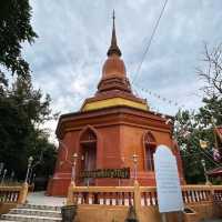 สักการะพระเจดีย์บนเขาพร้อมชมวิว 360 องศา