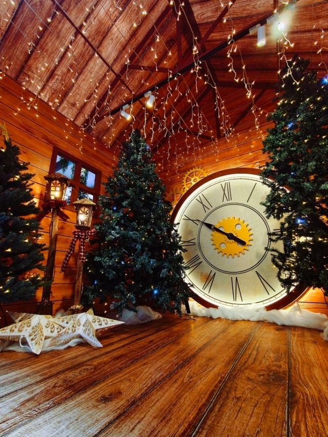 A Winter Wonderland in Tropical Penang