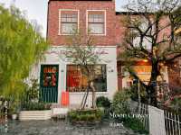 ที่พักในร้านหนังสือ 