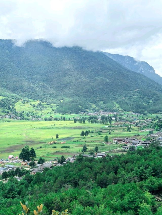 Beautiful Wenhai Lake in Lijiang Yunnan