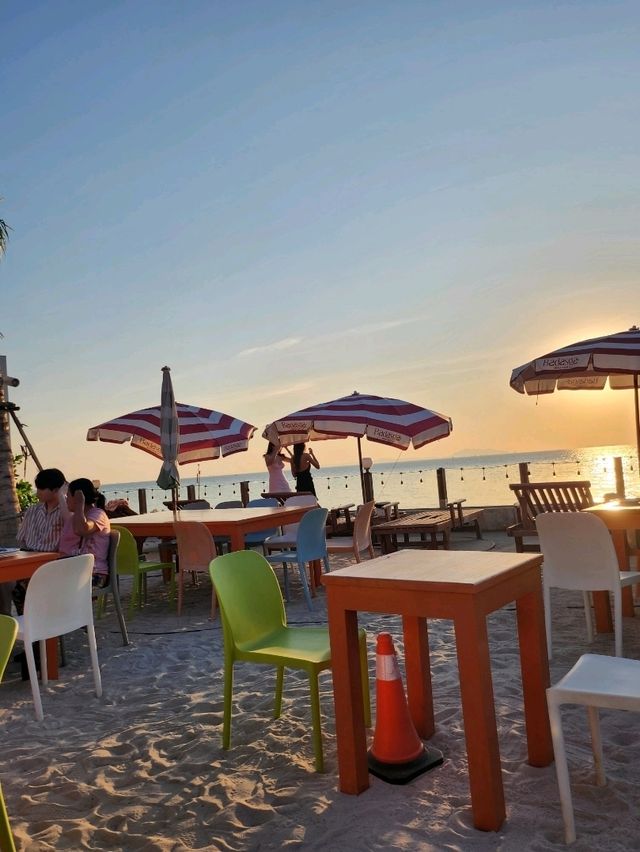 good mood @ Badasga beach club