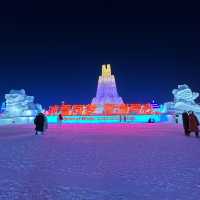 Ice and Snow World ❤️Love among Asia