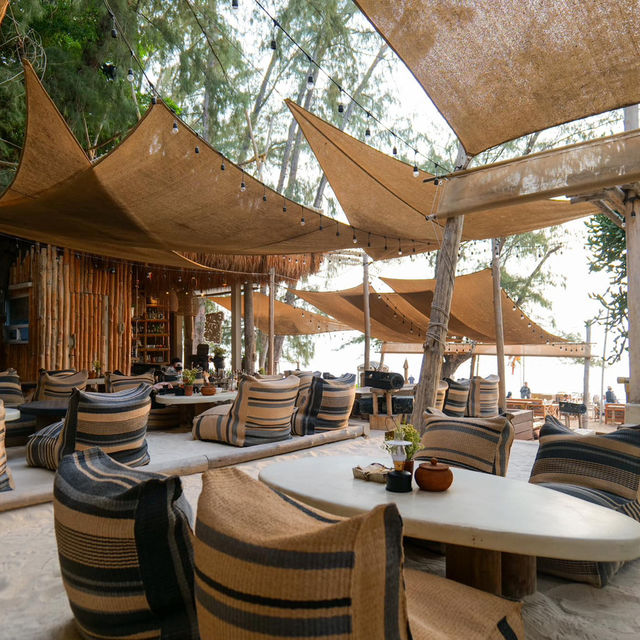 🤎Glass House Boho ร้านอาหารและคาเฟ่ ริมทะเลพัทยา